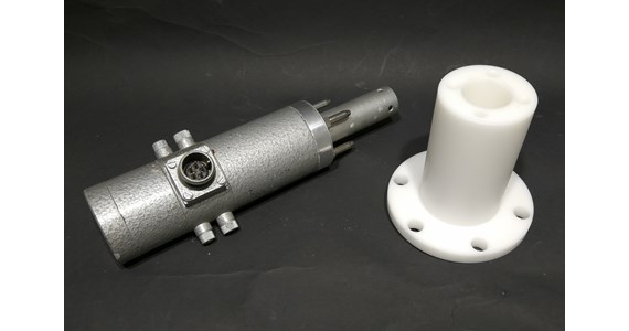 A adapter with P 100 motor.jpg